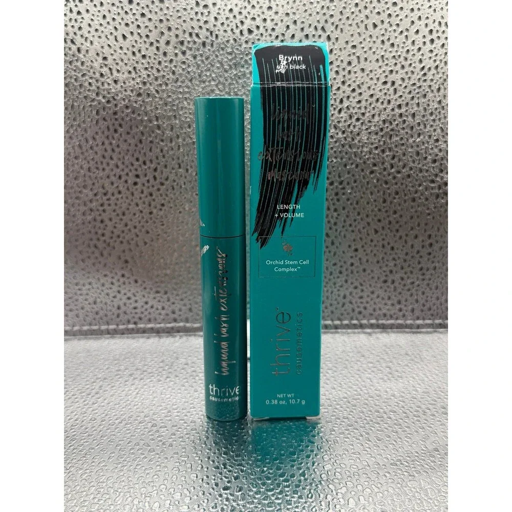 Black Thrive Causmetics mascara Brynn